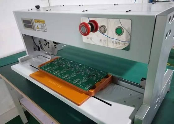 अच्छी कीमत आसान प्रकार पीसीबी अलग करने वाली मशीन ब्लेड चलती पीसीबी विभाजक ऑनलाइन